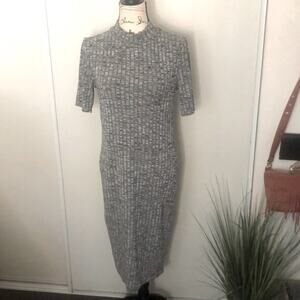 JustFab Turtleneck Knit Midi dress Size Medium